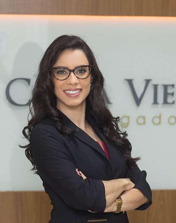 Ludimila Vieira, advogada sócia do CVN