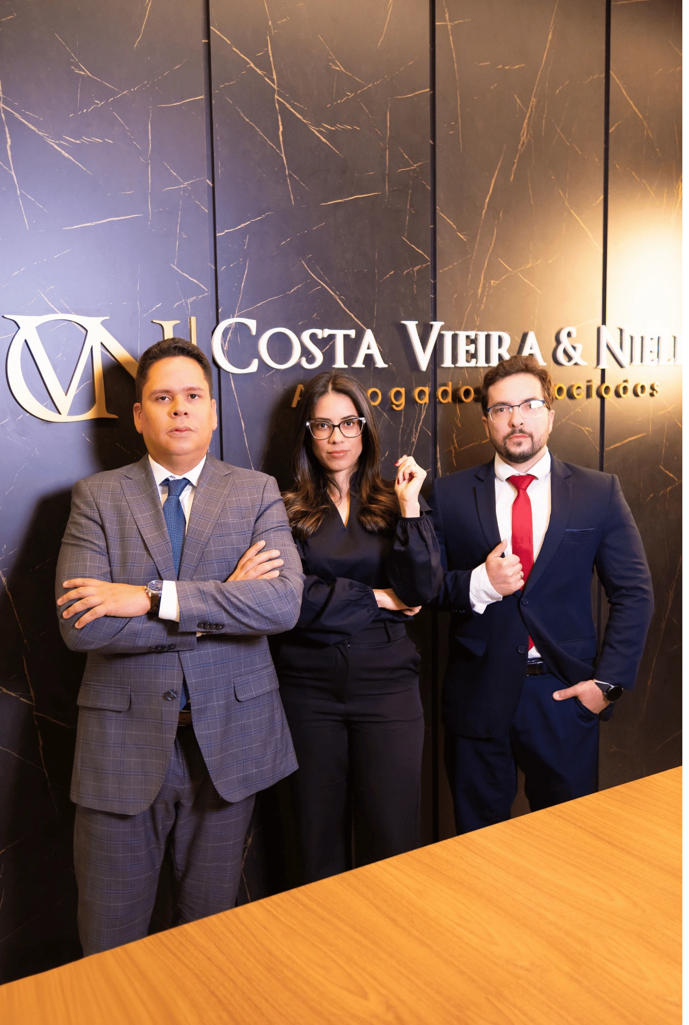 Compromisso com a ética e a inovação na advocacia moderna.